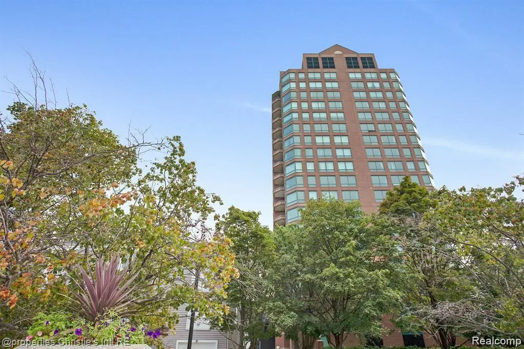 3320 Spinnaker Lane #3A, Detroit, MI 48207 - #1