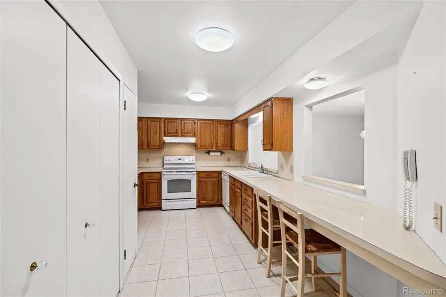1448 Beaumont Court, Flushing, MI 48433 - #3