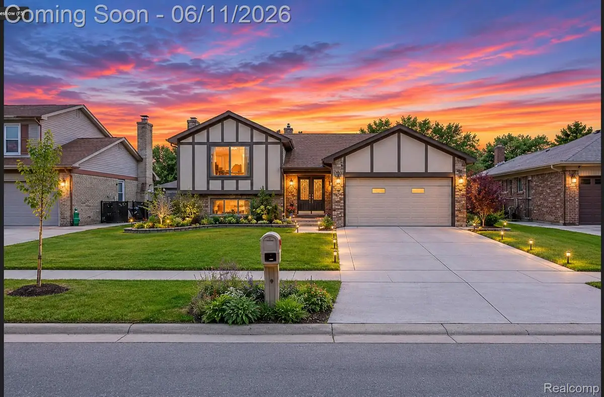 35826 Foothill Drive, Sterling Heights, MI 48312 - #1