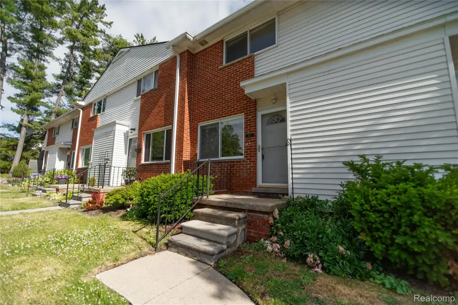 502 W Houstonia Avenue, Royal Oak, MI 48073 - #2