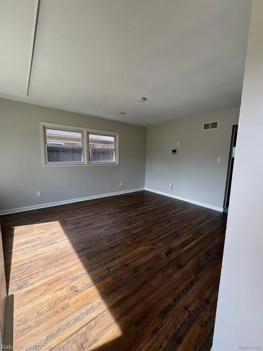 28111 Brentwood Street, Southfield, MI 48076 - #3