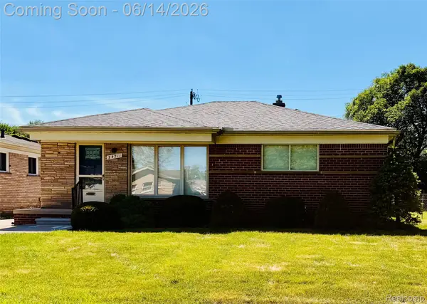 24211 Manistee Street, OakPark, MI 48237