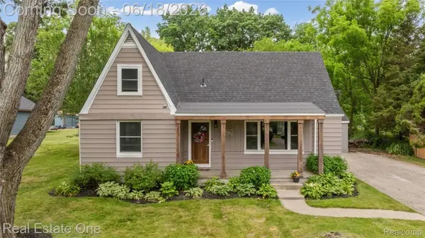 2275 Richwood Road, AuburnHills, MI 48326