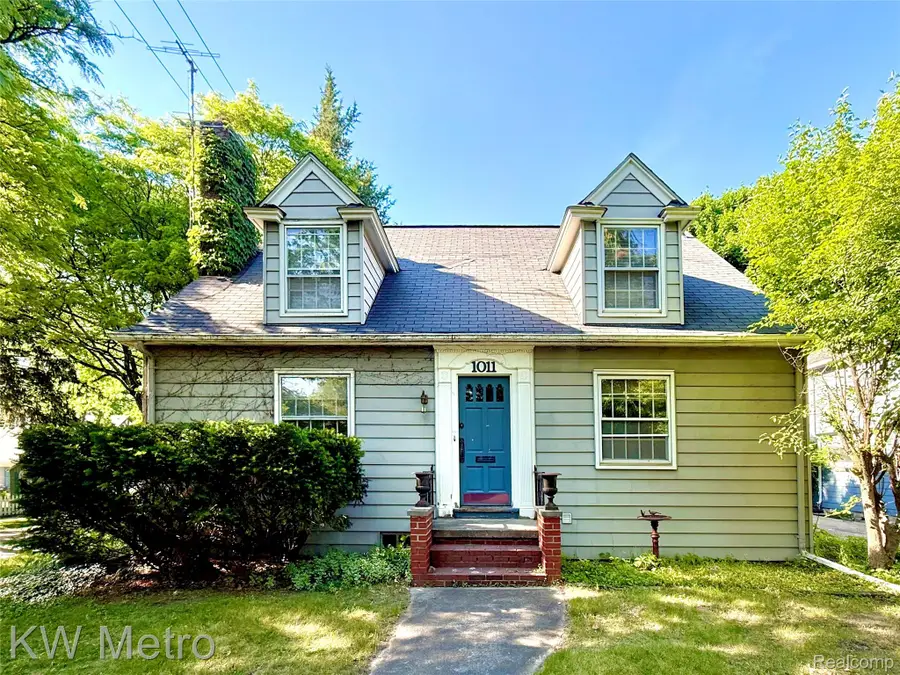 1011 Madison Street, Birmingham, MI 48009 - #3