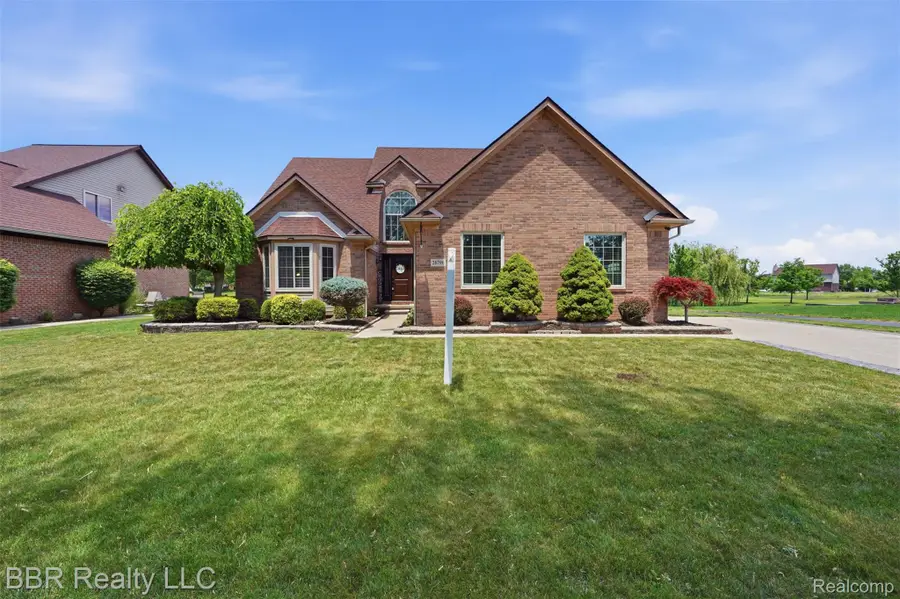 26796 Arcadia Drive, Flat Rock, MI 48134 - #2