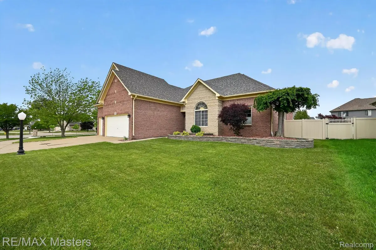 28817 Sugar Island Court, Rockwood, MI 48173 - #1