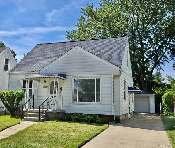 24353 Dartmouth Street, DearbornHeights, MI 48125