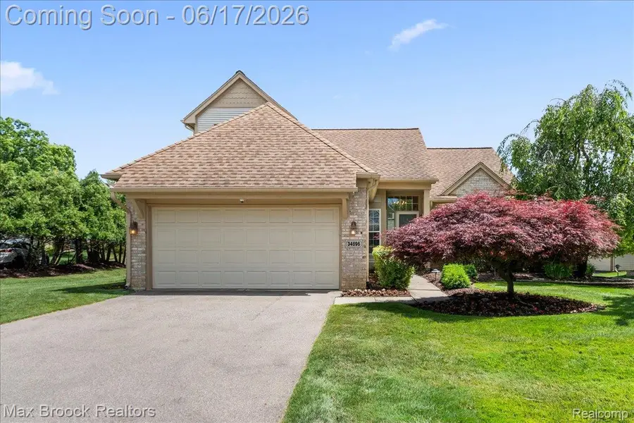 34896 Pennington Drive, Farmington, MI 48335 - #3