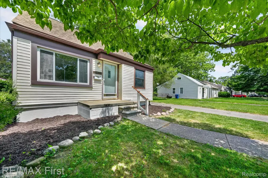 25028 Midland, Redford, MI 48239 - #3
