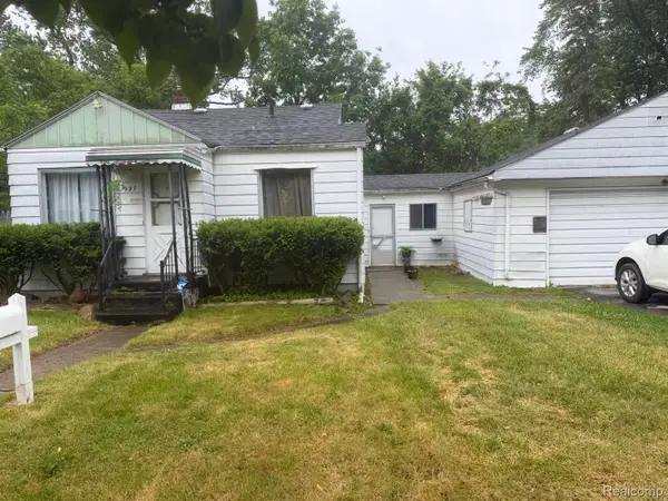 927 Alvord Avenue, Flint, MI 48507
