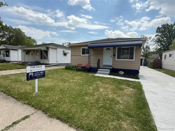 13440 Charlotte Avenue, Warren, MI 48089