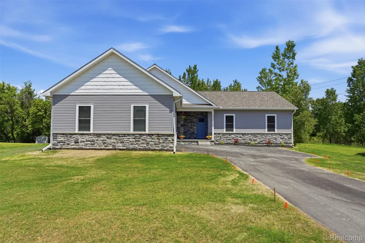 6320 Birch Meadows Lane, Fowlerville, MI 48836 - #1