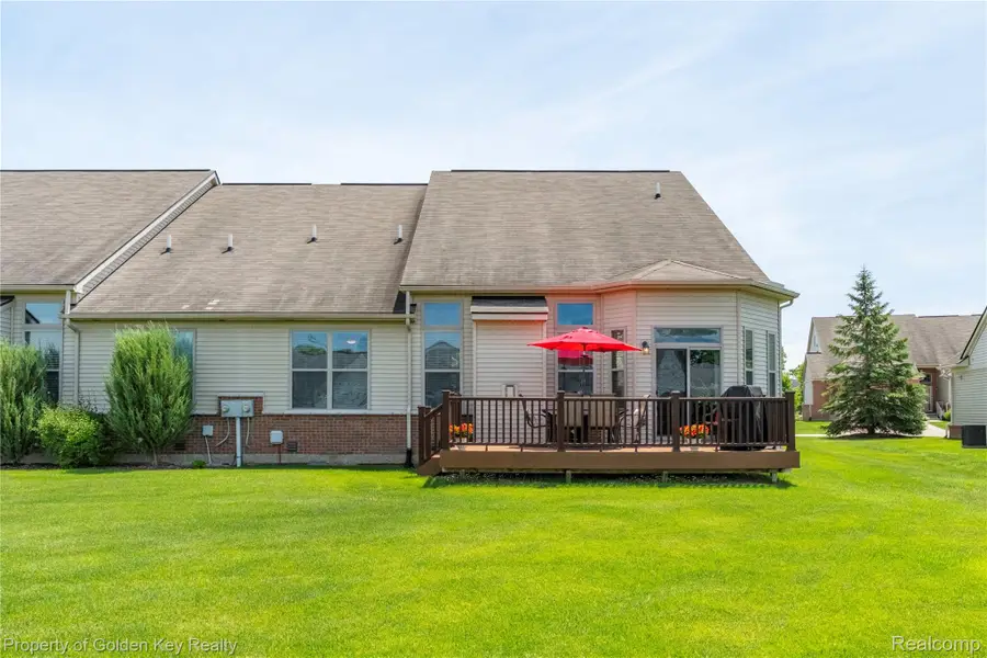 57430 Windmill Point, New Hudson, MI 48165 - #3
