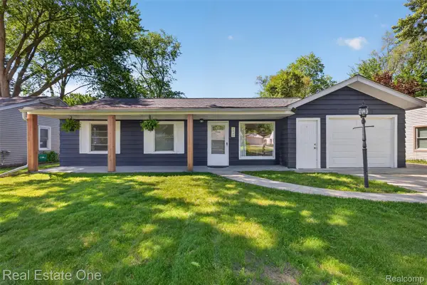 2966 James Road, AuburnHills, MI 48326