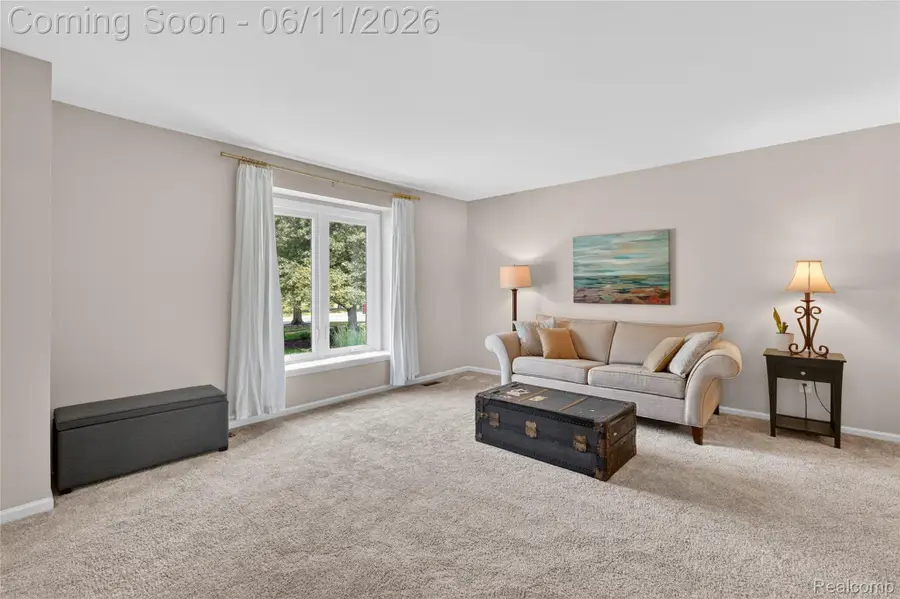 2021 Huntingdon Drive, Wixom, MI 48393 - #3