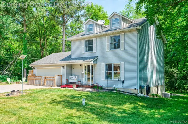 8639 Legrand Drive, Brighton, MI 48116