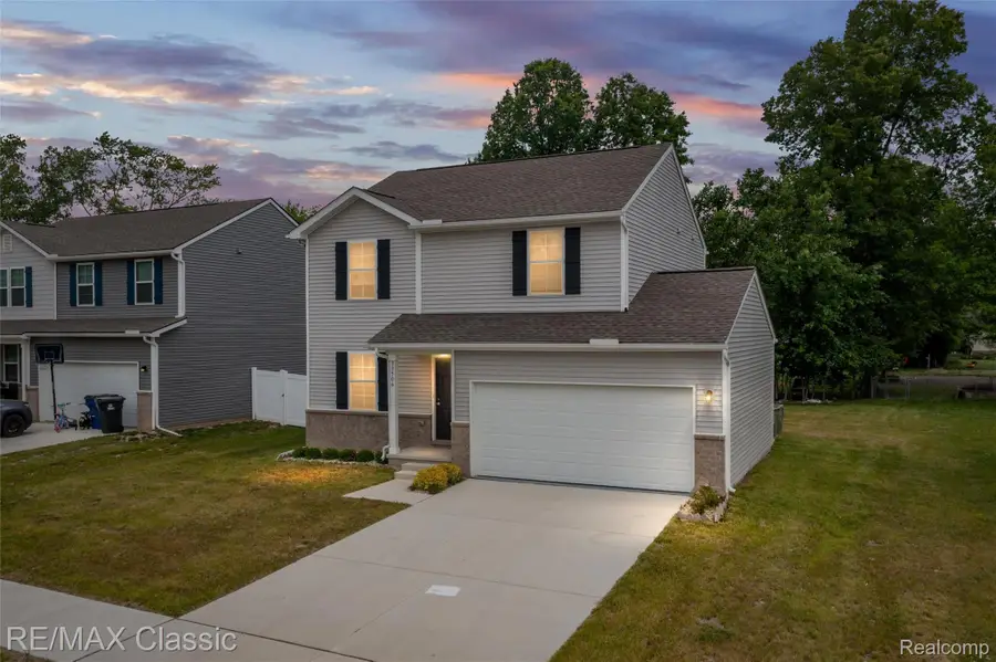 33506 Carly Court, Westland, MI 48186 - #3