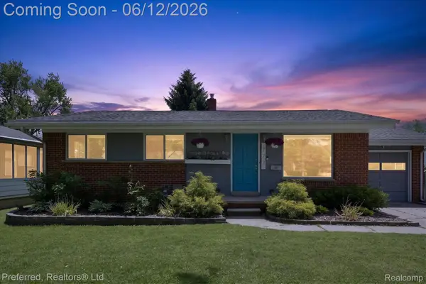 272 Lawson Street, Saline, MI 48176