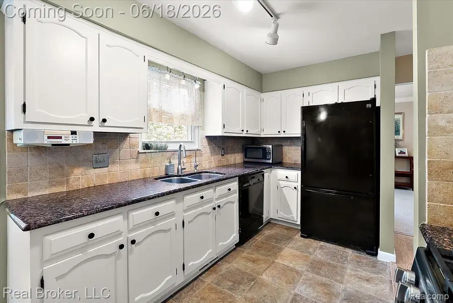 6339 Westwego Drive, Brighton, MI 48116 - #2
