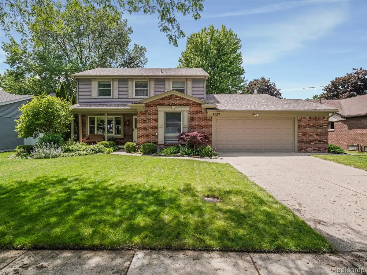 5057 Prentis Drive, Troy, MI 48085 - #1