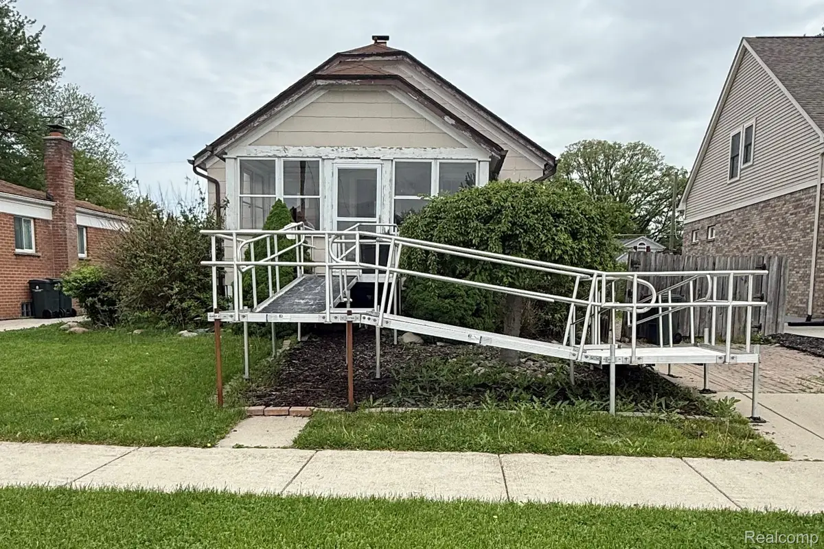 23141 Euclid Street, Saint Clair Shores, MI 48082 - #1