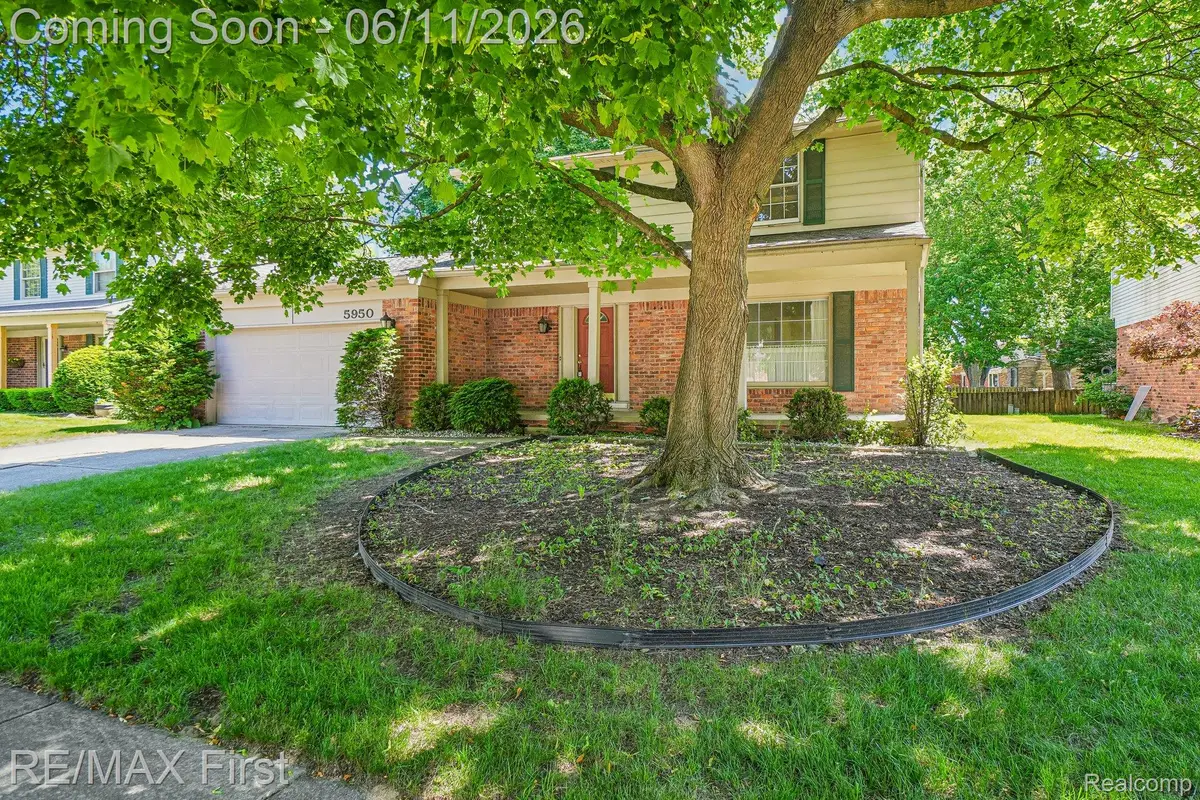 5950 Diamond Drive, Troy, MI 48085 - #1