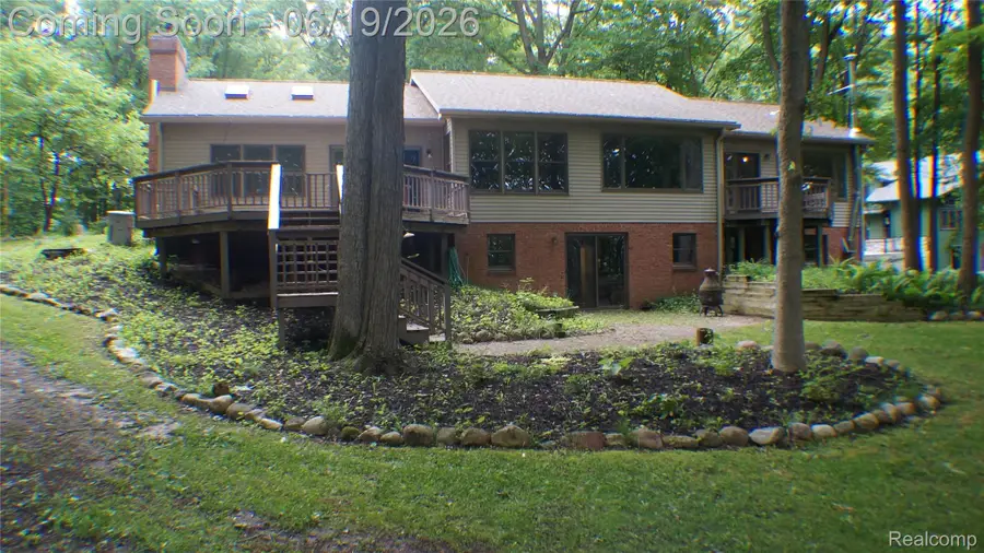 670 Rolling Acres Drive, Ortonville, MI 48462 - #3