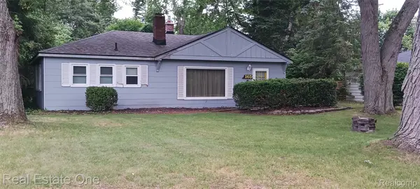 165 Wabasso Street, WolverineLake, MI 48390