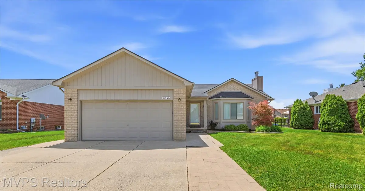 21618 Sue Ellen Drive, Macomb, MI 48044 - #1