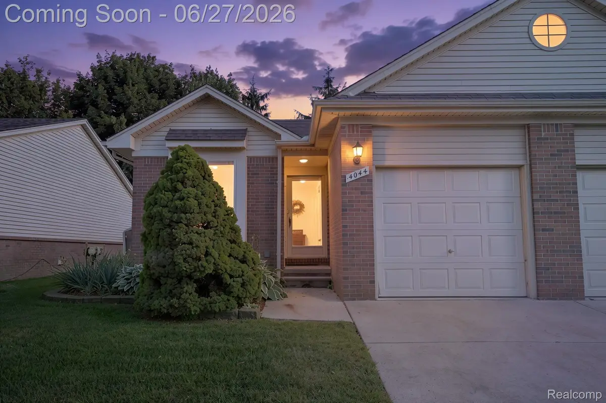 4044 Heatherwood Court, Warren, MI 48092 - #1