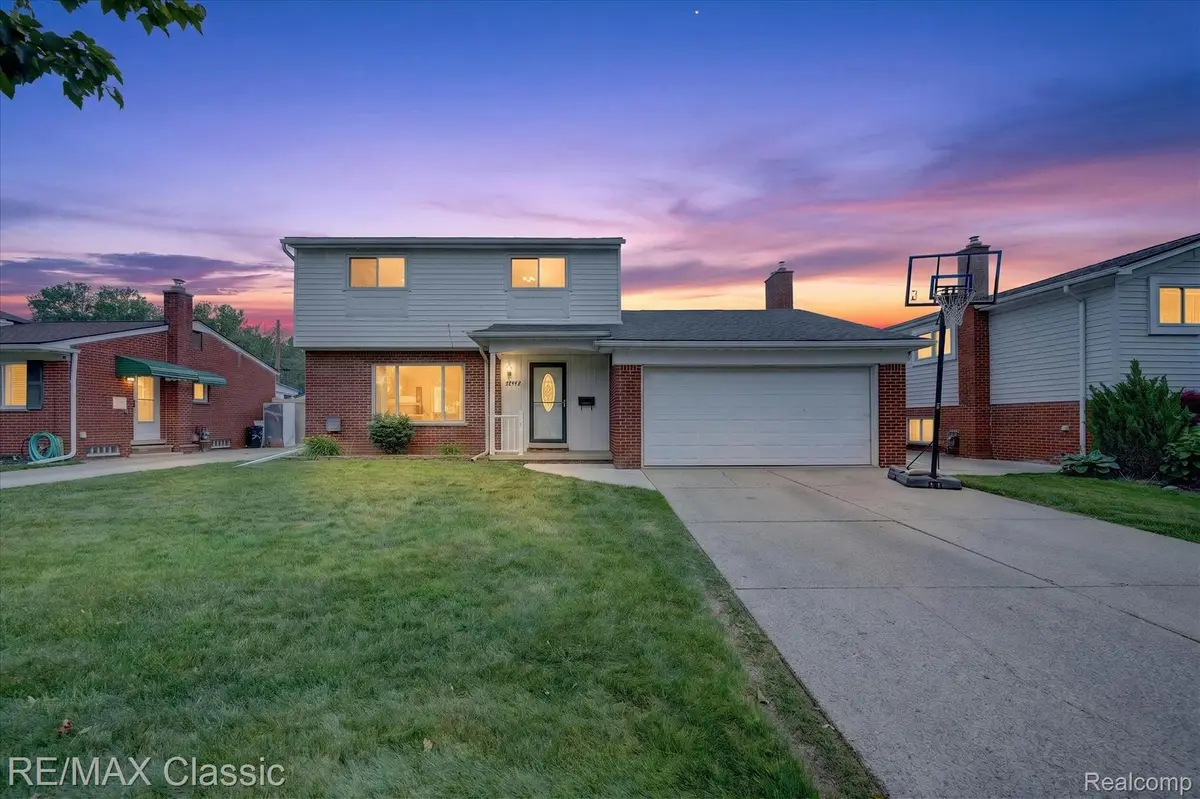 32448 Washington Street, Livonia, MI 48150 - #1