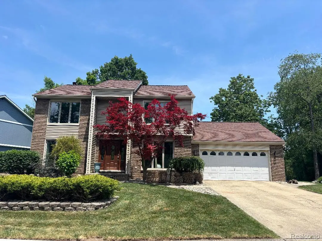 2136 Millstream Drive, Wixom, MI 48393 - #1