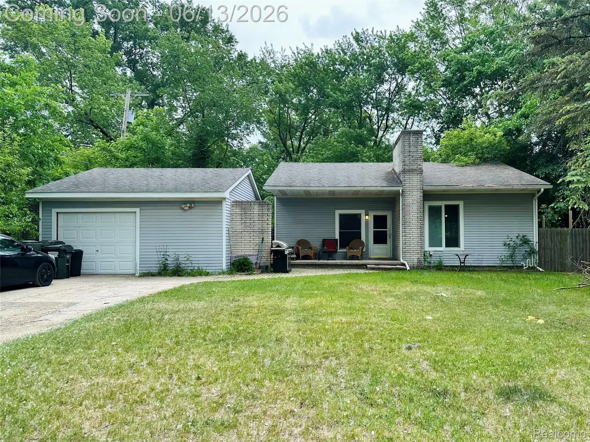 3505 Bendelow Road, Rochester Hills, MI 48307 - #1