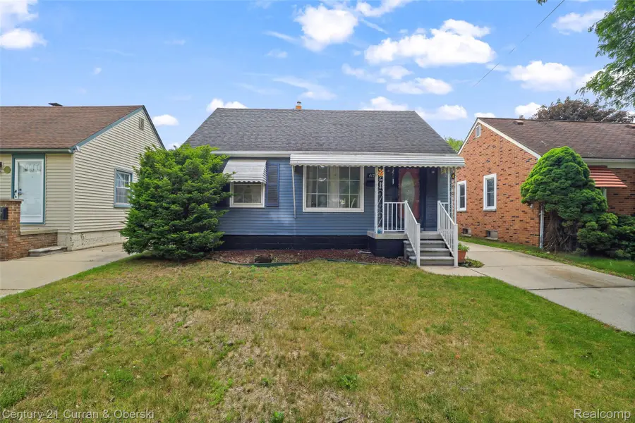 4155 Syracuse Street, Dearborn Heights, MI 48125 - #3