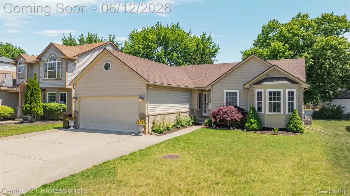 3172 Cedar Crest Drive, Troy, MI 48083 - #1