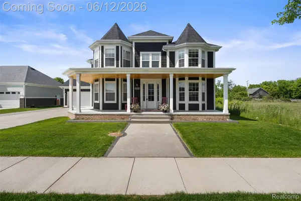 19433 Rachael Drive, Macomb, MI 48042