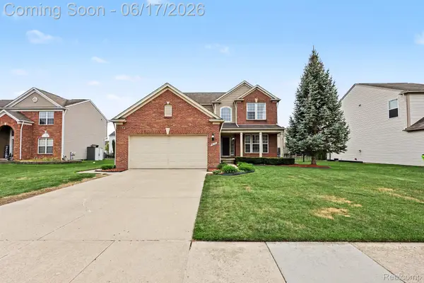 19120 Pembridge Street, Macomb, MI 48042