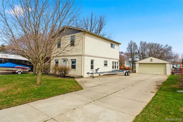 37886 Sunnybrook Street, HarrisonTownship, MI 48045