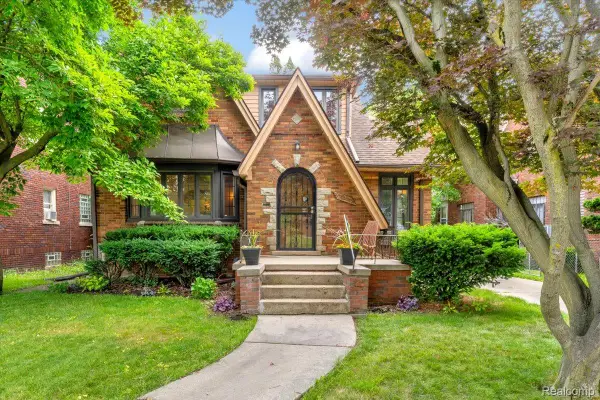 18415 Lancashire Street, Detroit, MI 48223