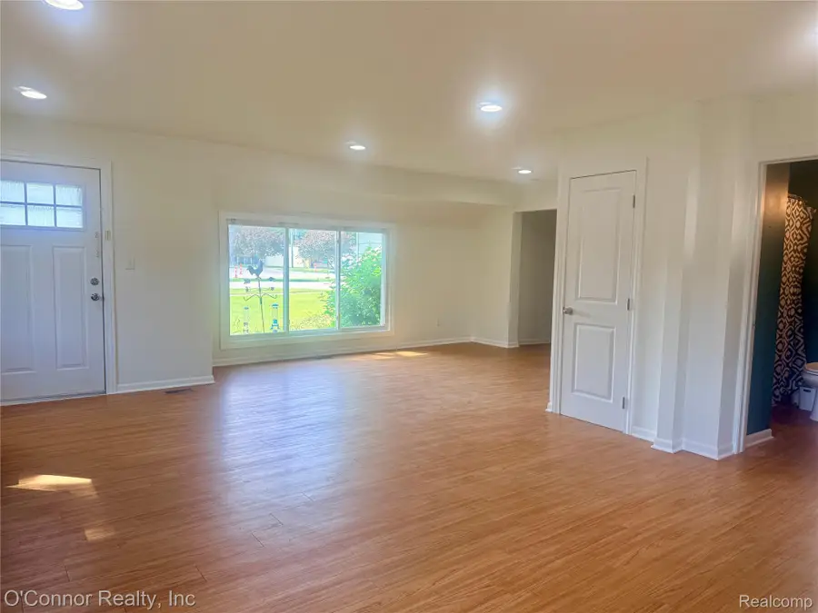 1930 Gratiot Blvd, Marysville, MI 48040 - #3