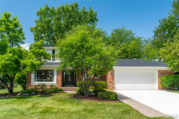 21865 N Center Street, Northville, MI 48167