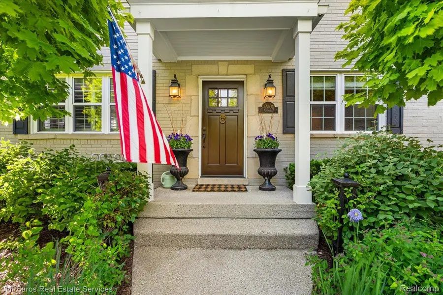 620 Neff Road, Grosse Pointe, MI 48230 - #3