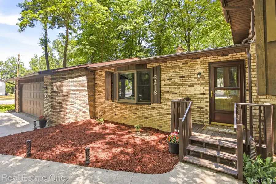 6218 Sturgeon Creek Parkway, Midland, MI 48640 - #2