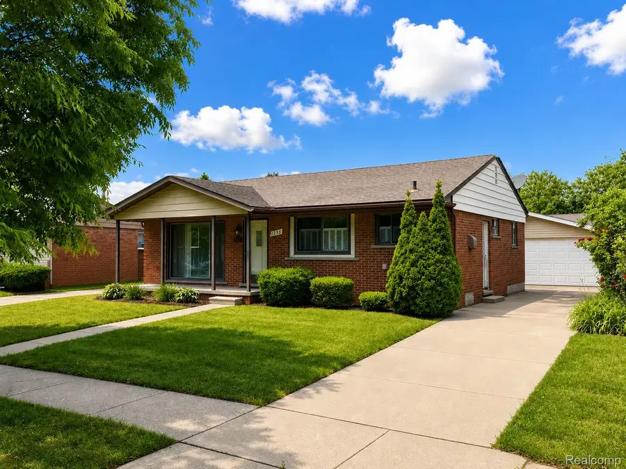 1235 Jenifer Avenue, Madison Heights, MI 48071 - #2