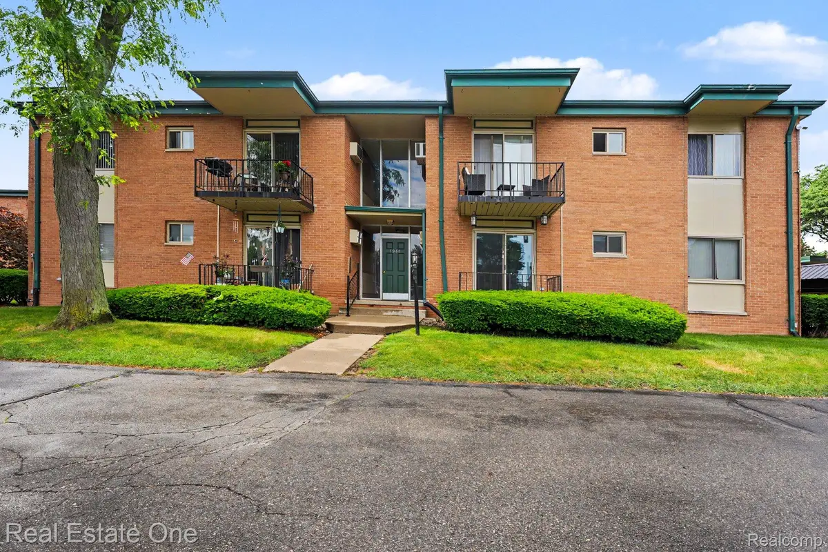 1968 Axtell Drive #3, Troy, MI 48084 - #1
