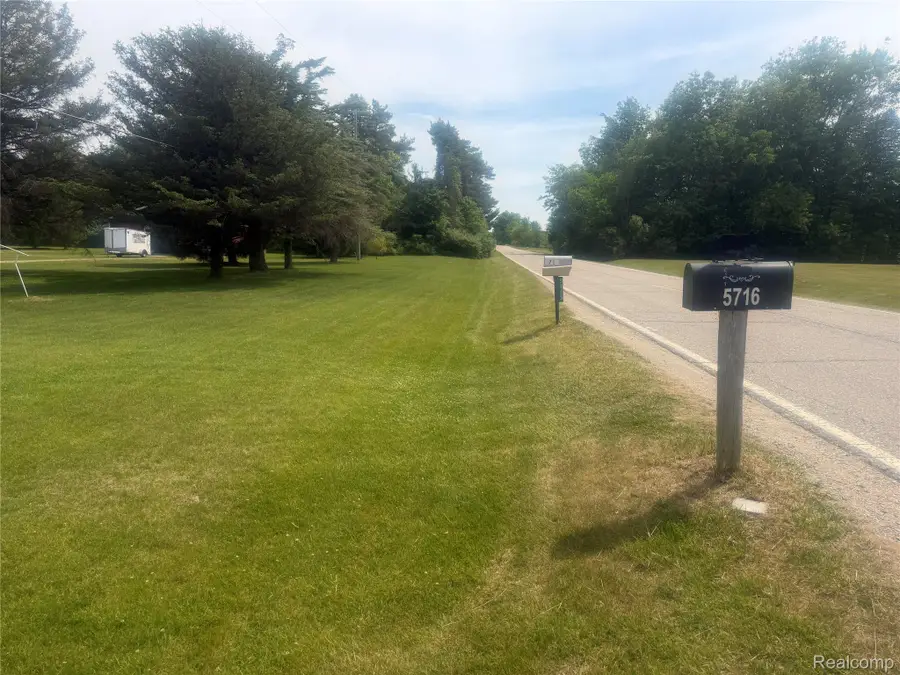 5716 Falkenbury Road, Deerfield, MI 48461 - #3