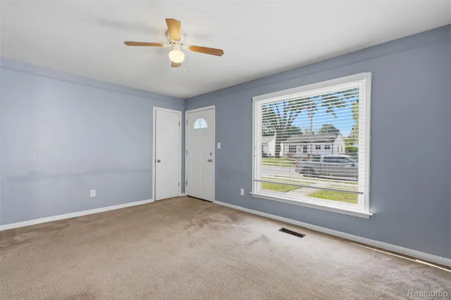 28960 Elmwood Street, Garden City, MI 48135 - #3