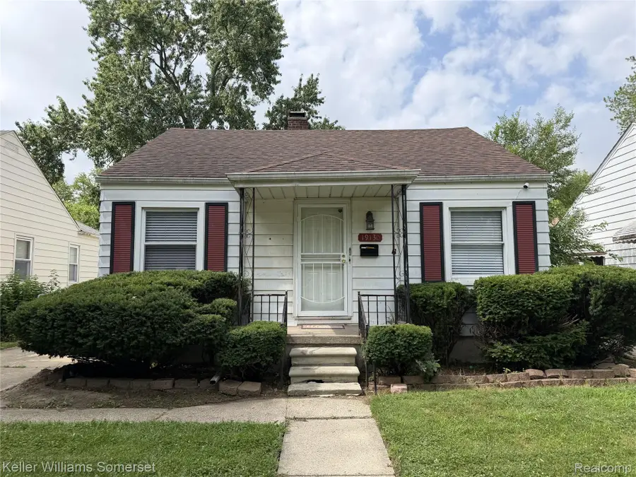 19130 Woodcrest Street, Harper Woods, MI 48225 - #2