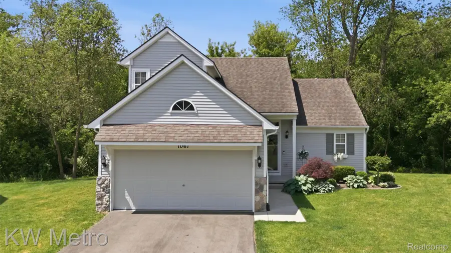 1061 Yorick Path, Wixom, MI 48393 - #3