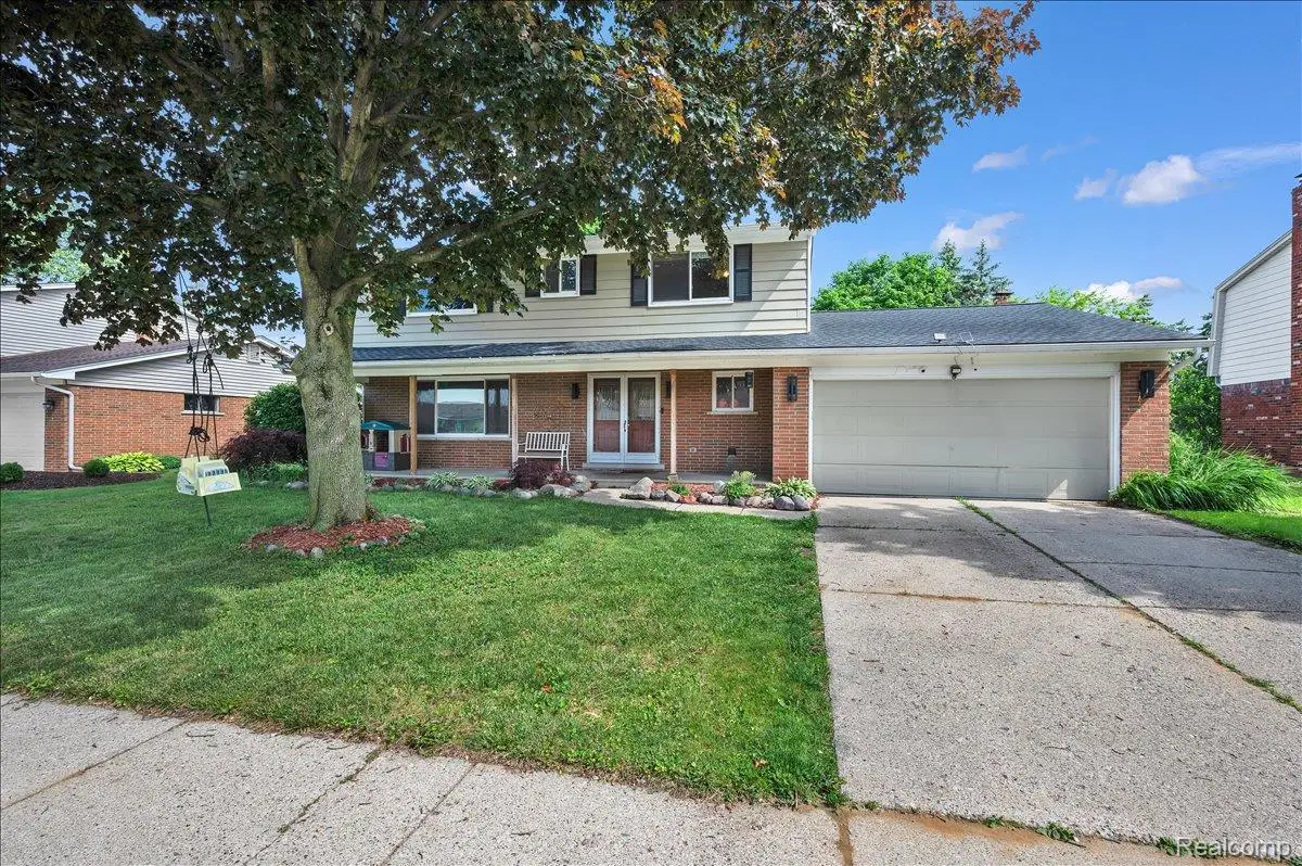 16625 Monticello Drive, Clinton Township, MI 48038 - #1
